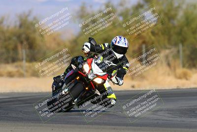 media/Jan-08-2022-SoCal Trackdays (Sat) [[1ec2777125]]/Turn 2 (150pm)/